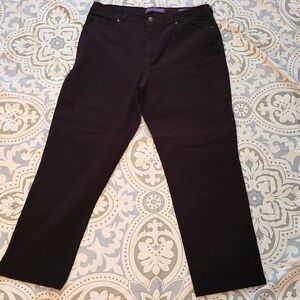 Gloria Vanderbilt Amanda jeans 5 pocket purple burgundy  size 16